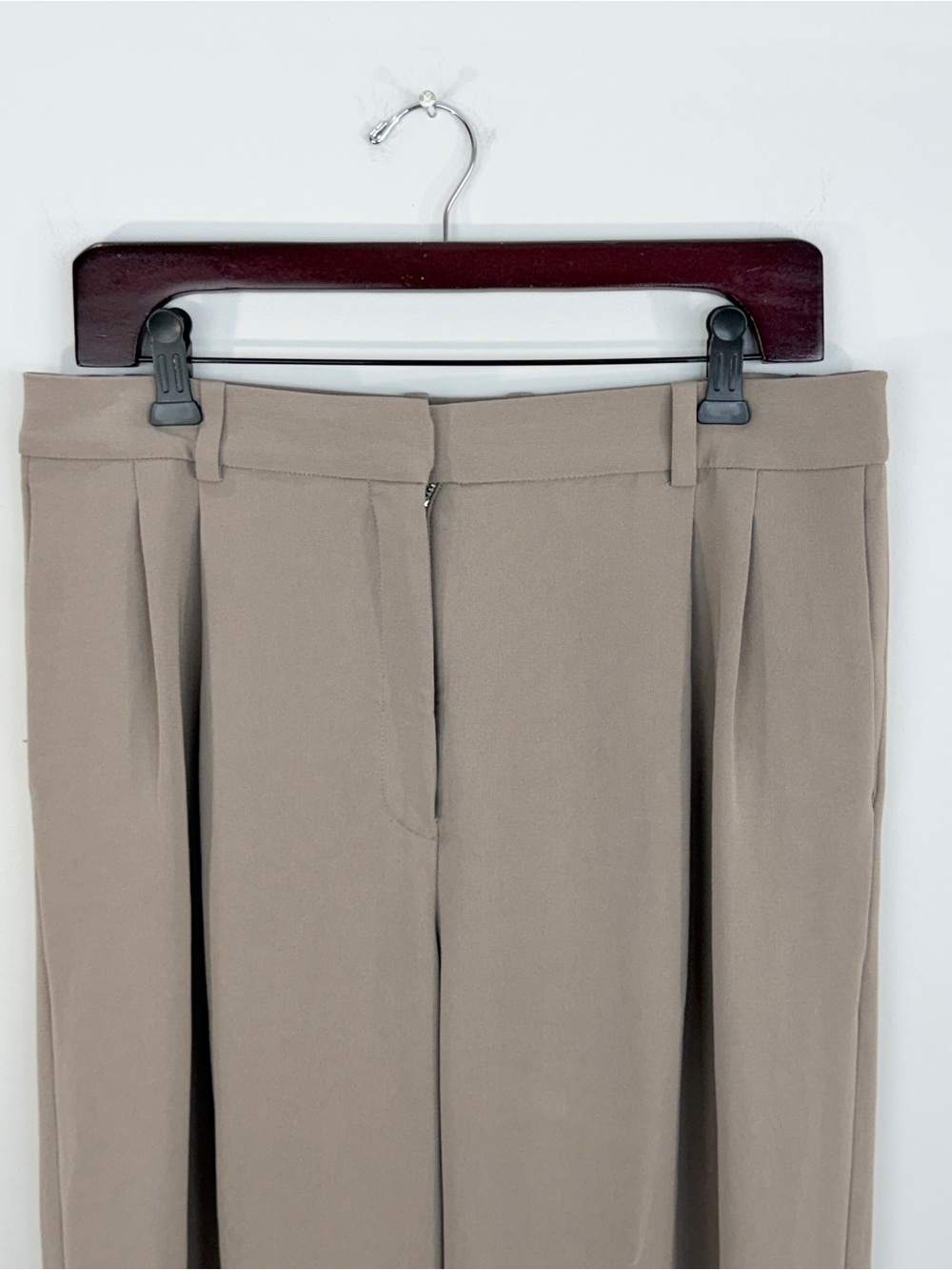 Aritzia Babaton taupe brown old money pleated cropped wide leg crepe pant 10 - Picture 6 of 14